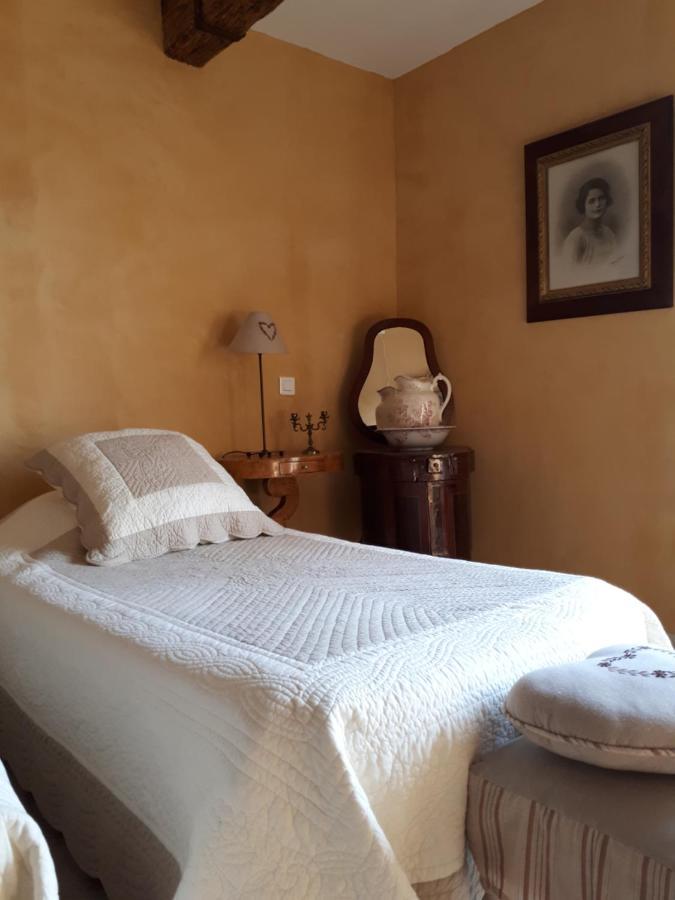 퐁비에이유 Mas Saint-Joseph B&B 외부 사진